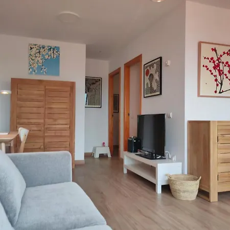Apartman Casita Con Encanto, Junto A Comillas Canales