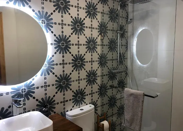 Casita Con Encanto, Junto A Comillas شقة